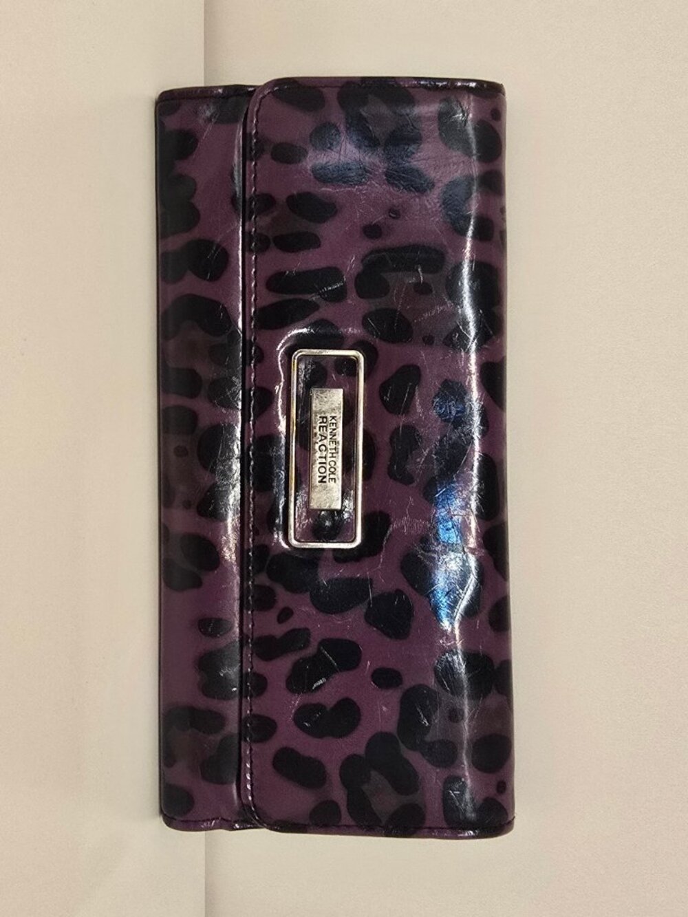 Kenneth Cole Reaction Wallet Trifold Purple Black Leopard Print